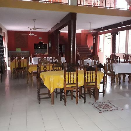 El Chac Mool Bed & Breakfast Santa Elena Luaran gambar