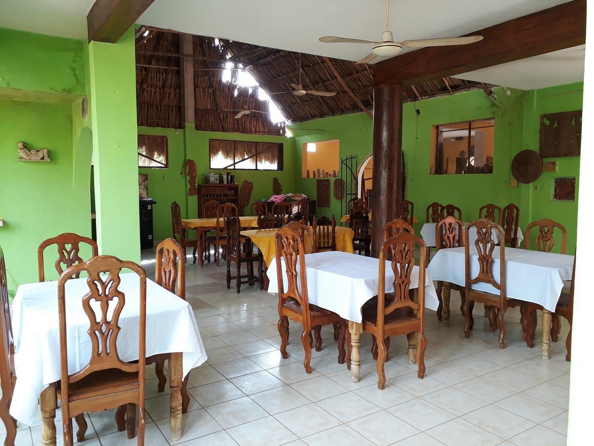 El Chac Mool Bed & Breakfast Santa Elena Luaran gambar