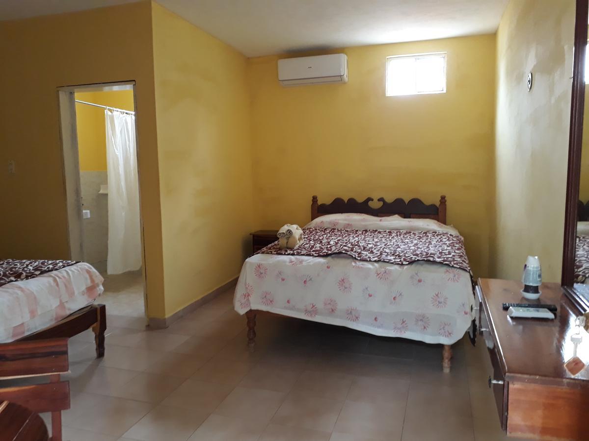 El Chac Mool Bed & Breakfast Santa Elena Luaran gambar