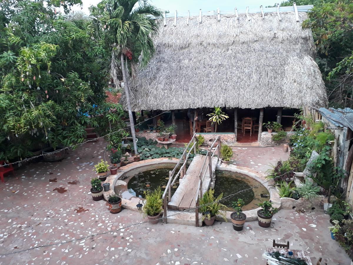 El Chac Mool Bed & Breakfast Santa Elena Luaran gambar