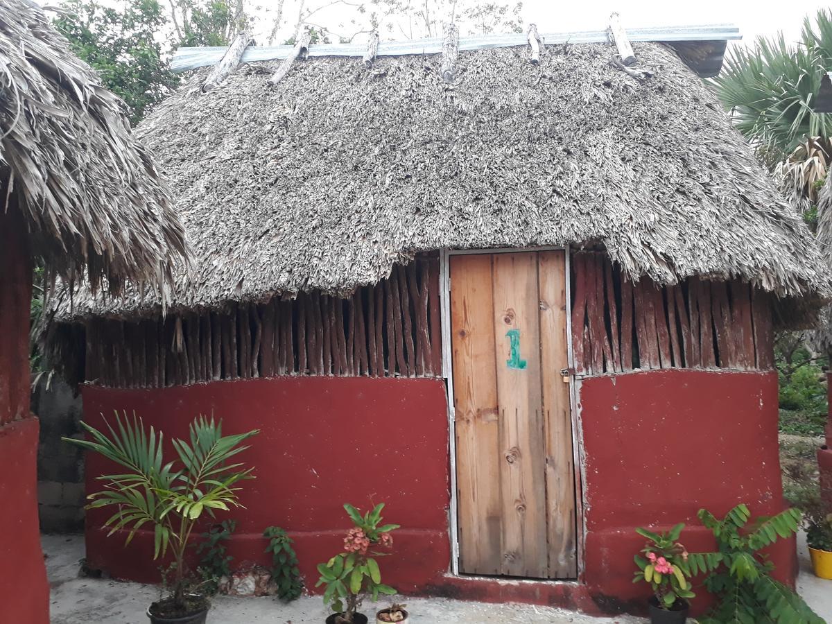 El Chac Mool Bed & Breakfast Santa Elena Luaran gambar